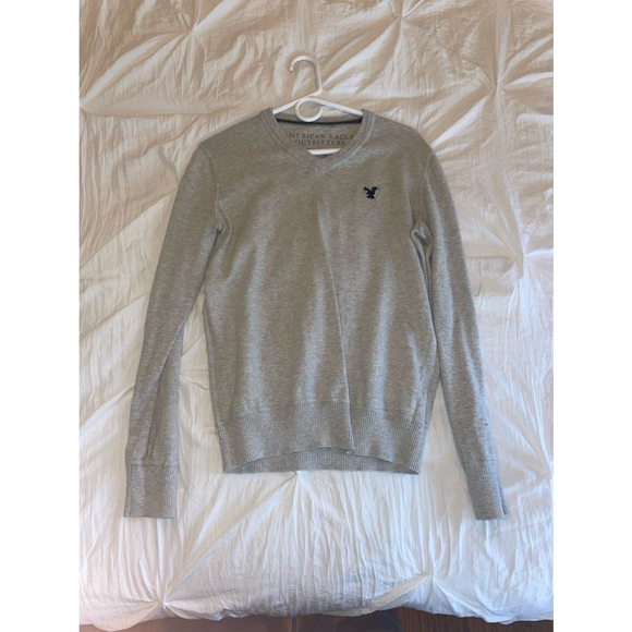 American Eagle Gray Sweater - Picture 1 of 5